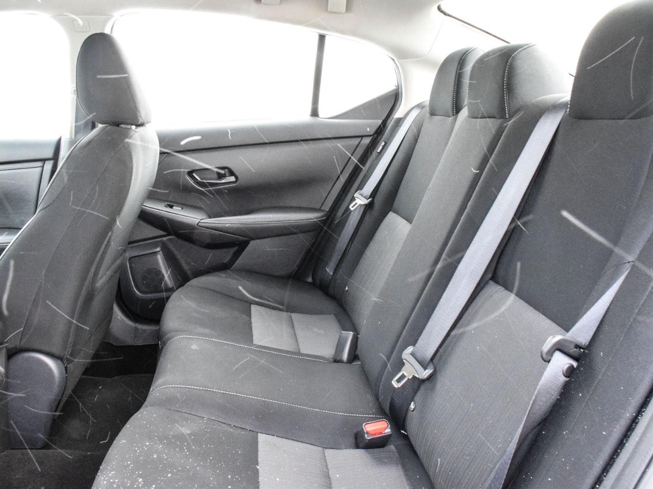 2025 Nissan Sentra SV CVT Photo