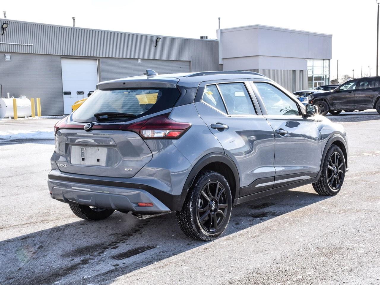 2024 Nissan Kicks SR FWD Photo3