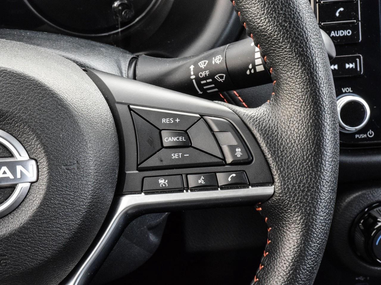 2024 Nissan Kicks SR FWD Photo