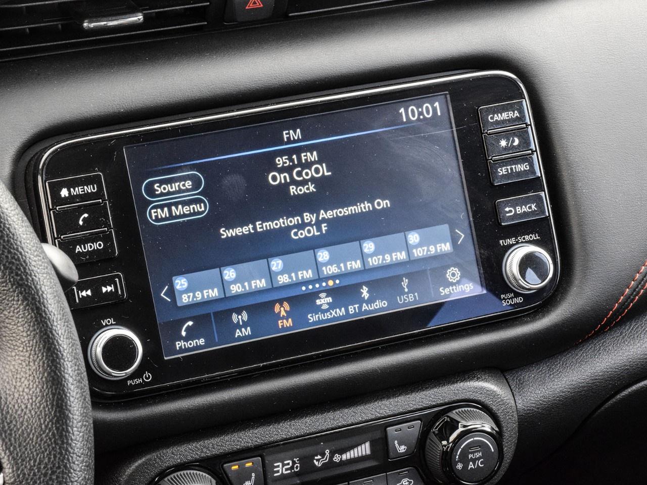 2024 Nissan Kicks SR FWD Photo