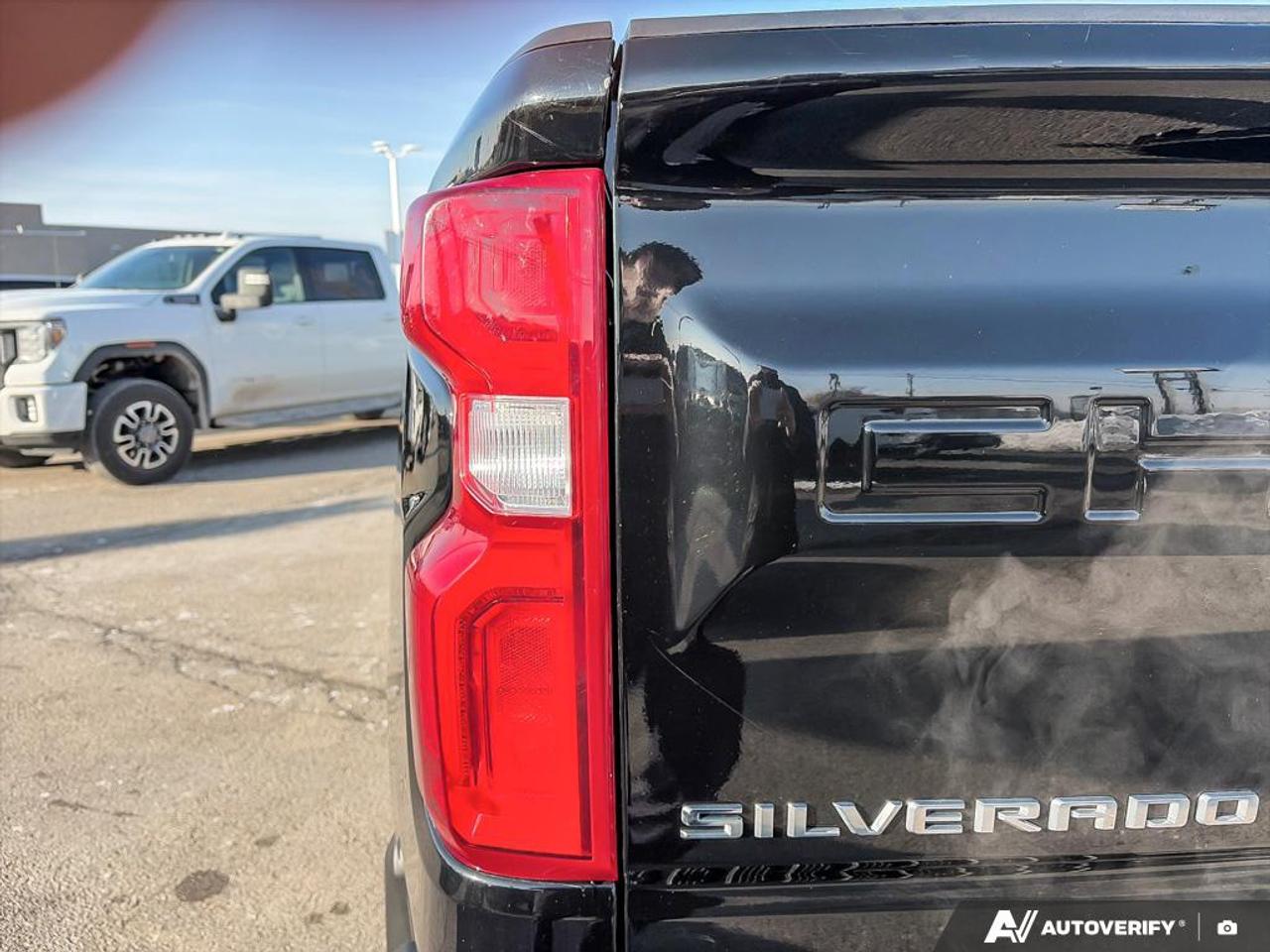 2020 Chevrolet Silverado 1500 High Country 22 INCH WHEELS |HEATED AND VENTILATED SEATS | POWE Photo
