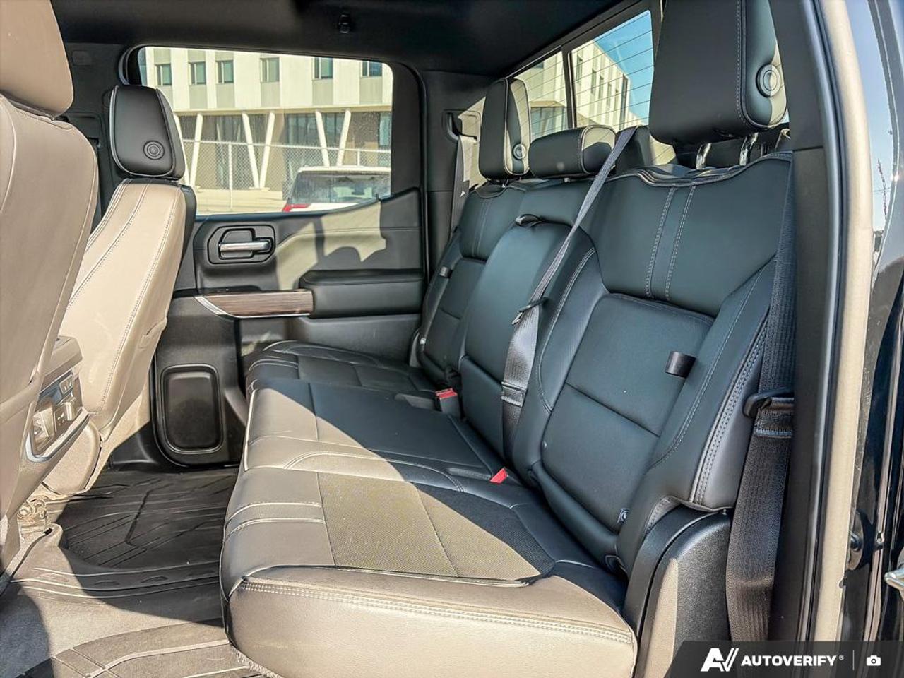 2020 Chevrolet Silverado 1500 High Country 22 INCH WHEELS |HEATED AND VENTILATED SEATS | POWE Photo