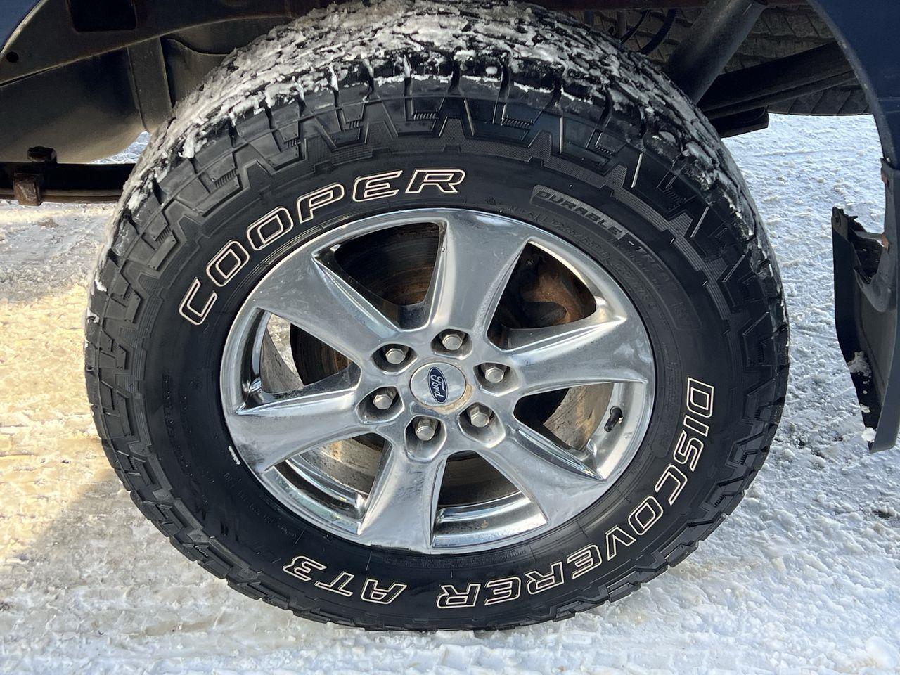 2020 Ford F-150 XLT 4X4, BACK UP CAMERA, SIRIUS XM, POWER WINDOWS!! Photo