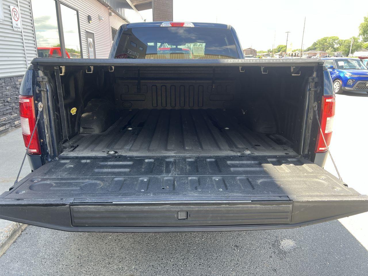 2020 Ford F-150 XLT 4X4, BACK UP CAMERA, SIRIUS XM, POWER WINDOWS!! Photo