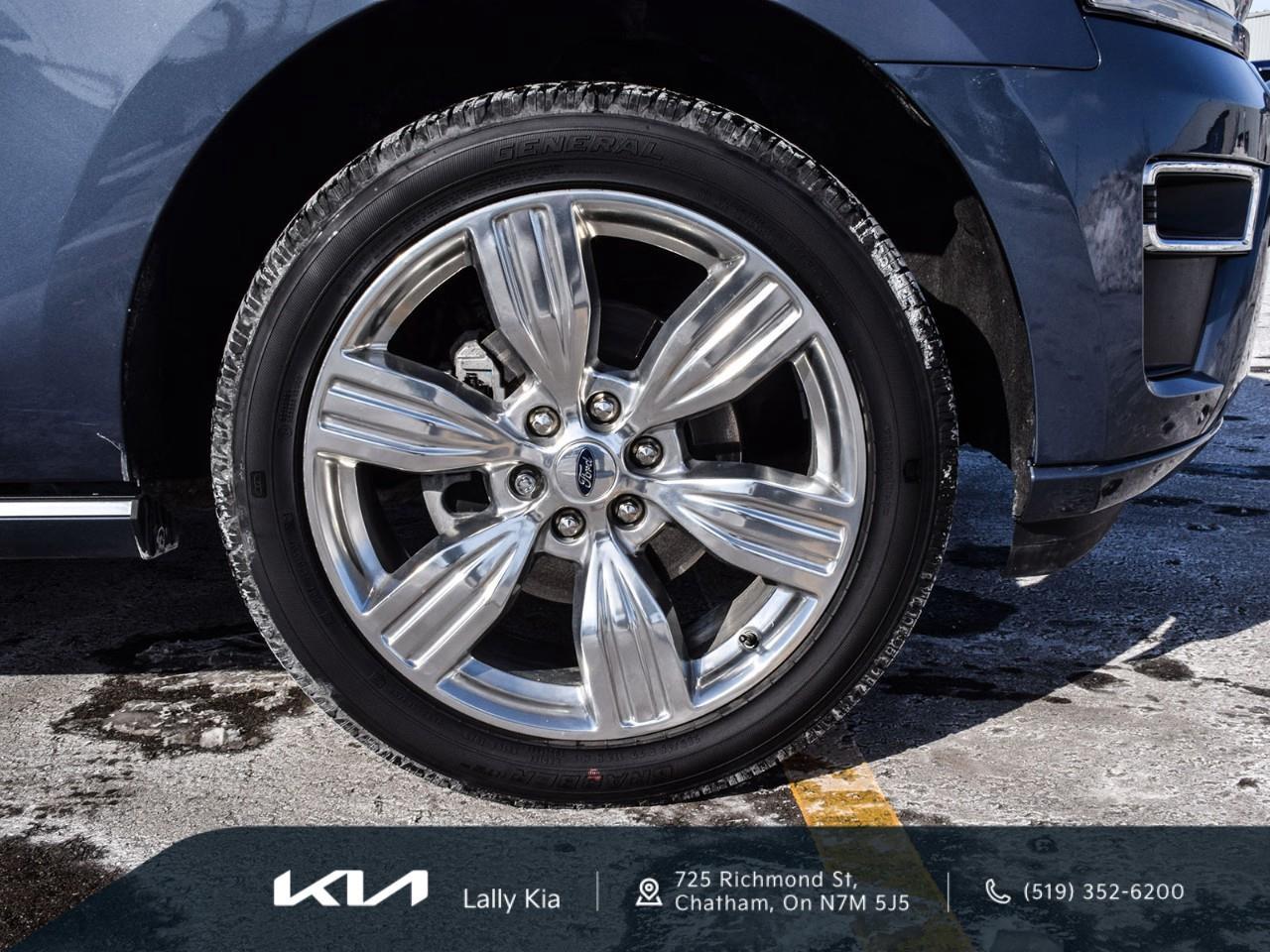 2023 Ford Expedition Max Platinum New Arrival | Local Trade | Clean CarFax | Loaded Photo