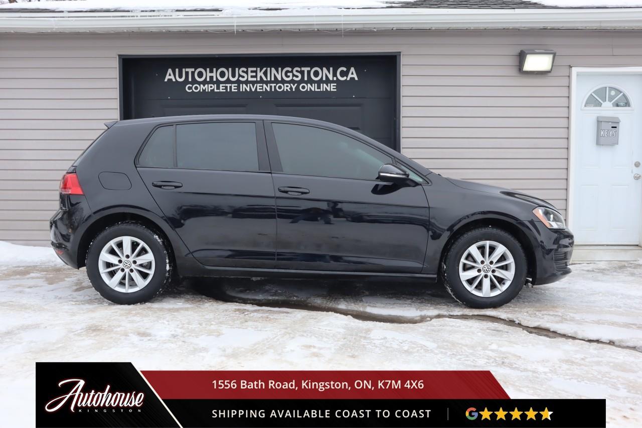 2017 Volkswagen Golf 1.8 TSI Comfortline REARVIEW CAMERA - TSI Photo