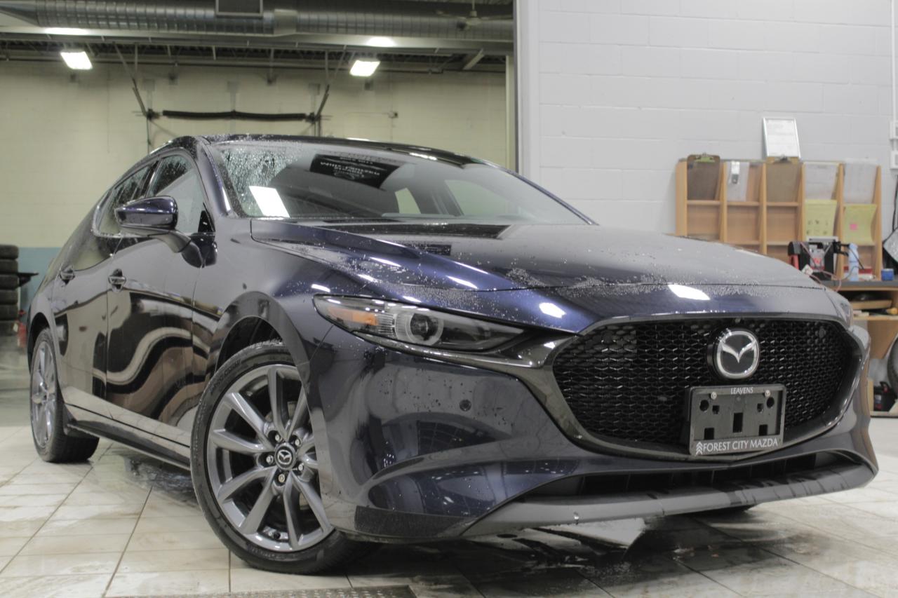 2023 Mazda MAZDA3 GT Photo