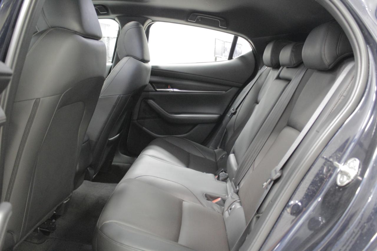 2023 Mazda MAZDA3 GT Photo