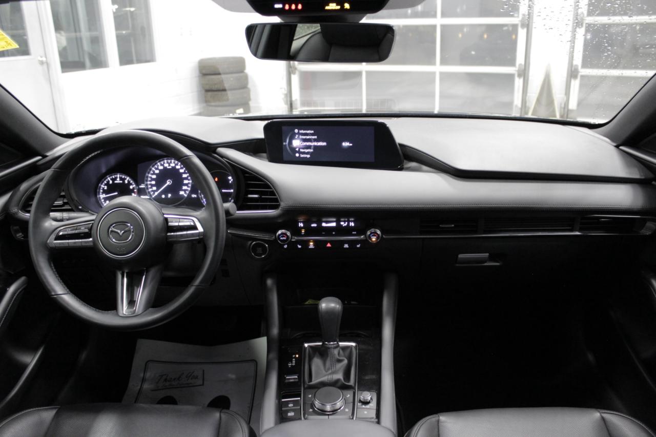 2023 Mazda MAZDA3 GT Photo