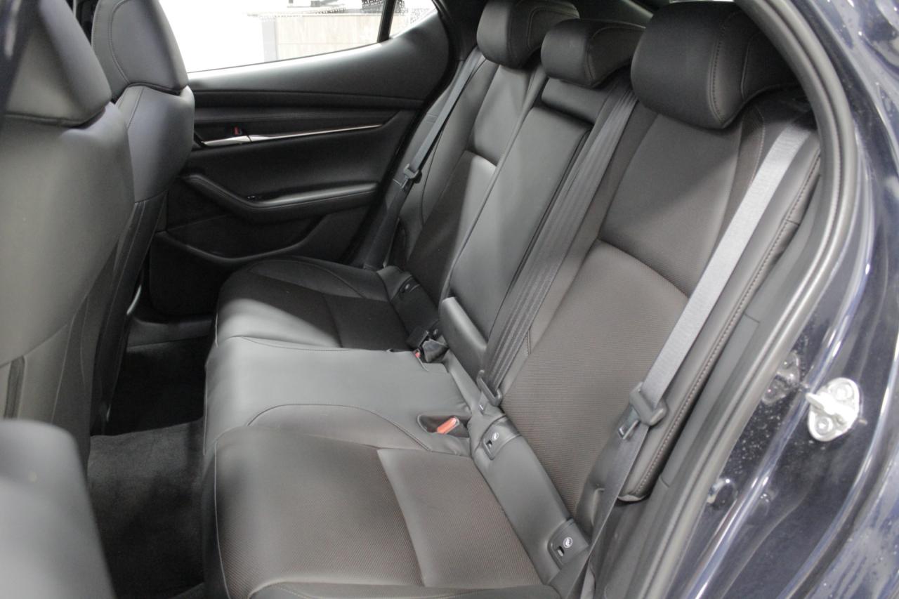 2023 Mazda MAZDA3 GT Photo