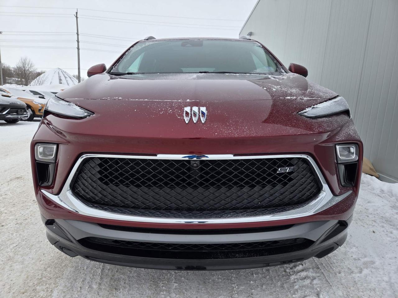 2025 Buick Encore GX Sport Touring Leather | Sunroof | Tech Pkg | 19" Wheels Photo2