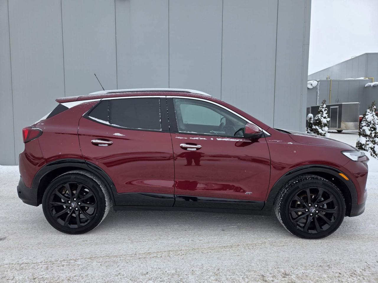 2025 Buick Encore GX Sport Touring Leather | Sunroof | Tech Pkg | 19" Wheels Photo