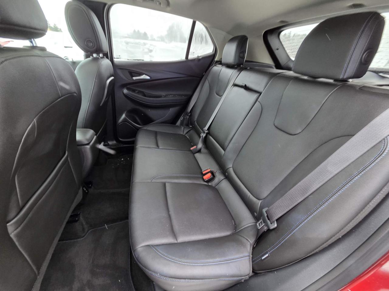 2025 Buick Encore GX Sport Touring Leather | Sunroof | Tech Pkg | 19" Wheels Photo