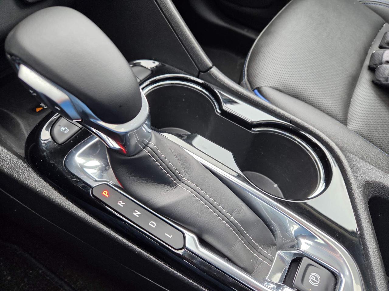 2025 Buick Encore GX Sport Touring Leather | Sunroof | Tech Pkg | 19" Wheels Photo