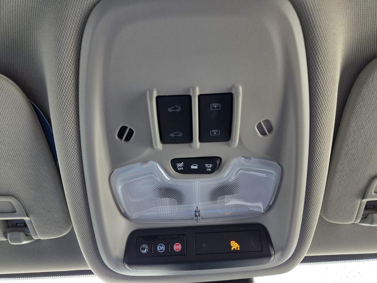 2025 Buick Encore GX Sport Touring Leather | Sunroof | Tech Pkg | 19" Wheels Photo