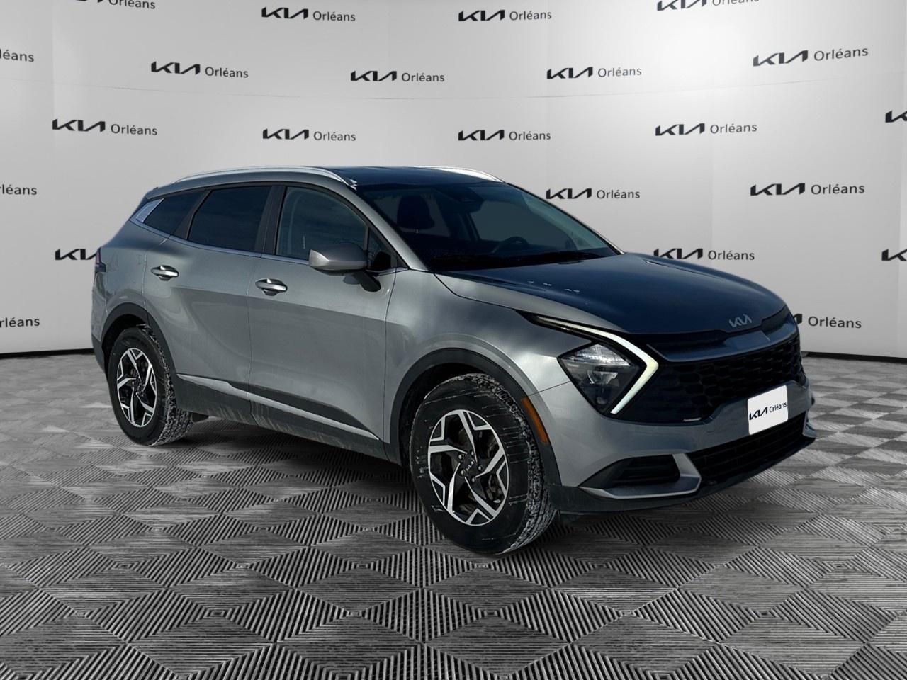 2023 Kia Sportage LX FWD Photo2