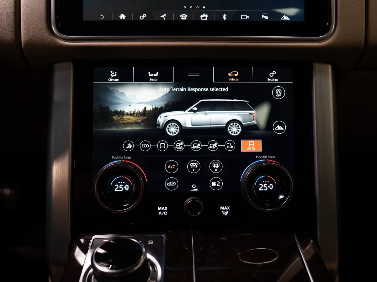 2020 Land Rover Range Rover P525 | HSE | ENTERTAINMENT PKG | 22 IN Photo