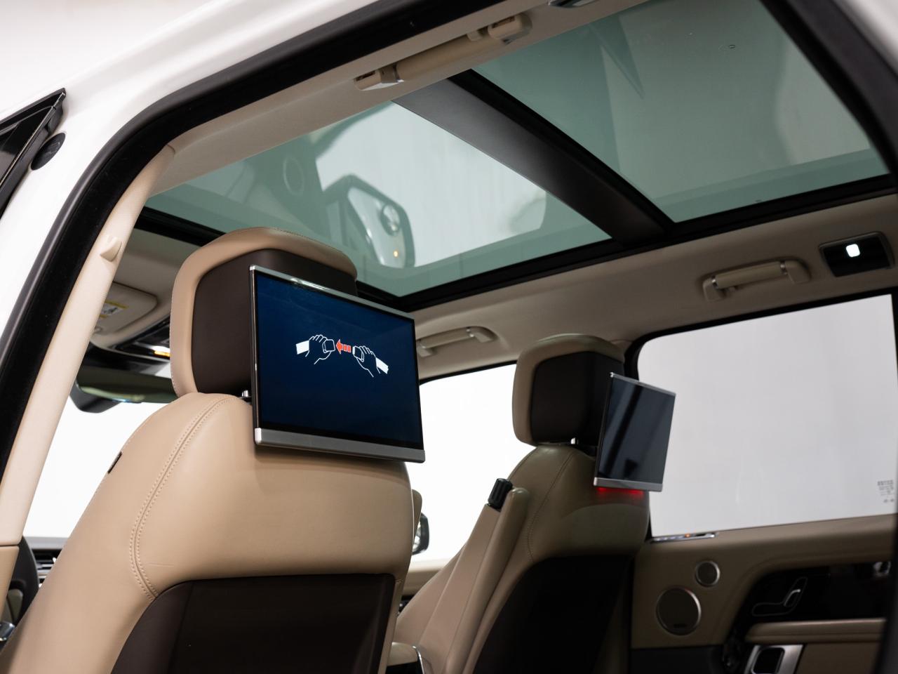 2020 Land Rover Range Rover P525 | HSE | ENTERTAINMENT PKG | 22 IN Photo