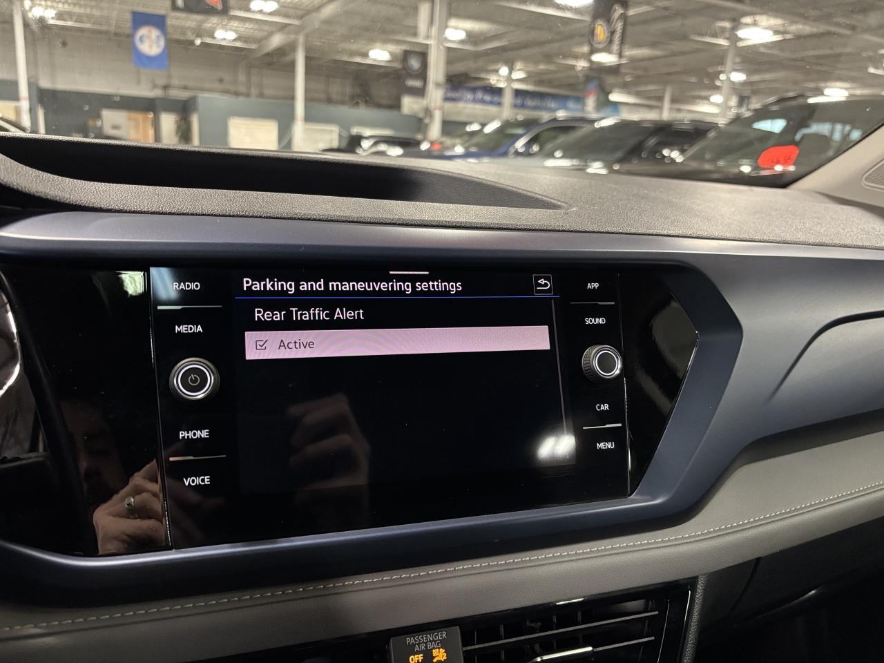 2024 Volkswagen Taos Comfortline|PANOROOF|LEATHER|CARPLAY|BACKUPCAM|+++ Photo