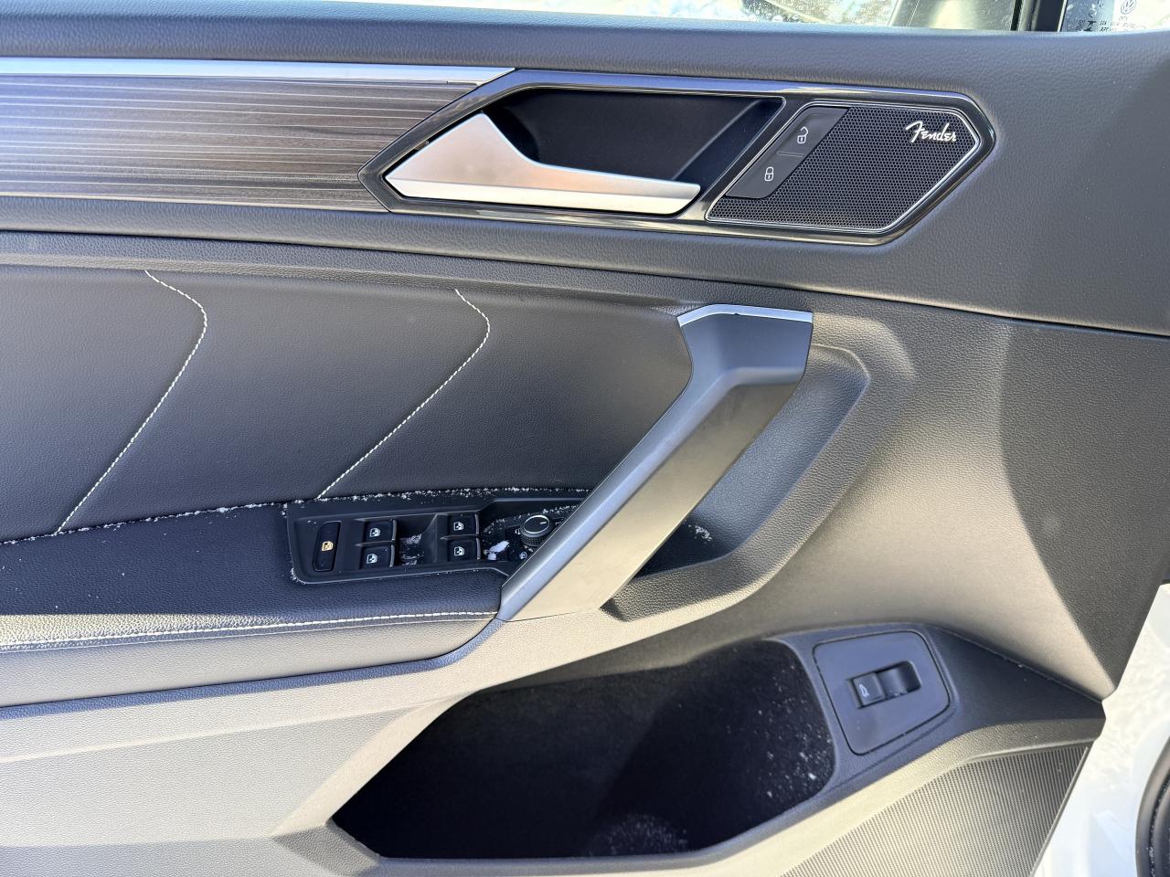 2023 Volkswagen Tiguan Highline R-Line 4MOTION | NAVIGATION | BLUETOOTH Photo