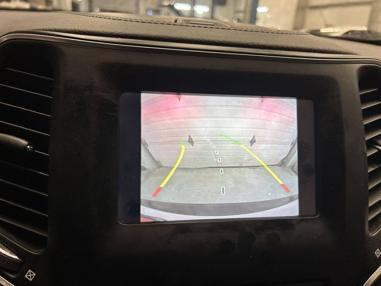 2019 Jeep Cherokee NORTH 4X4 | HTD SEATS/STEERING |REMOTE START | A/C Photo