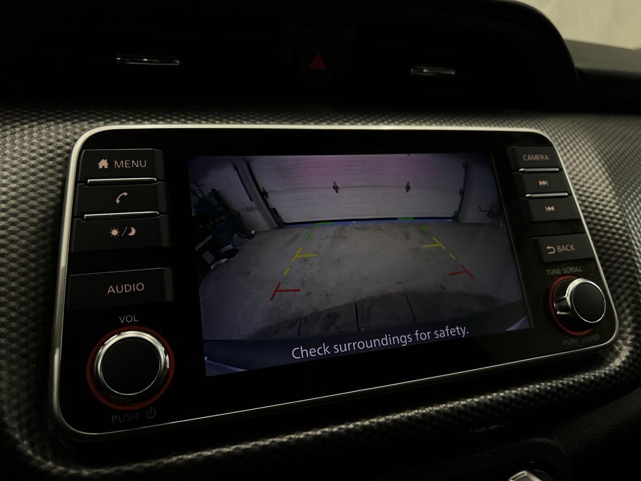 2018 Nissan Kicks SV AWD | ONLY 56,000KMS! | HTD SEATS | CARPLAY Photo