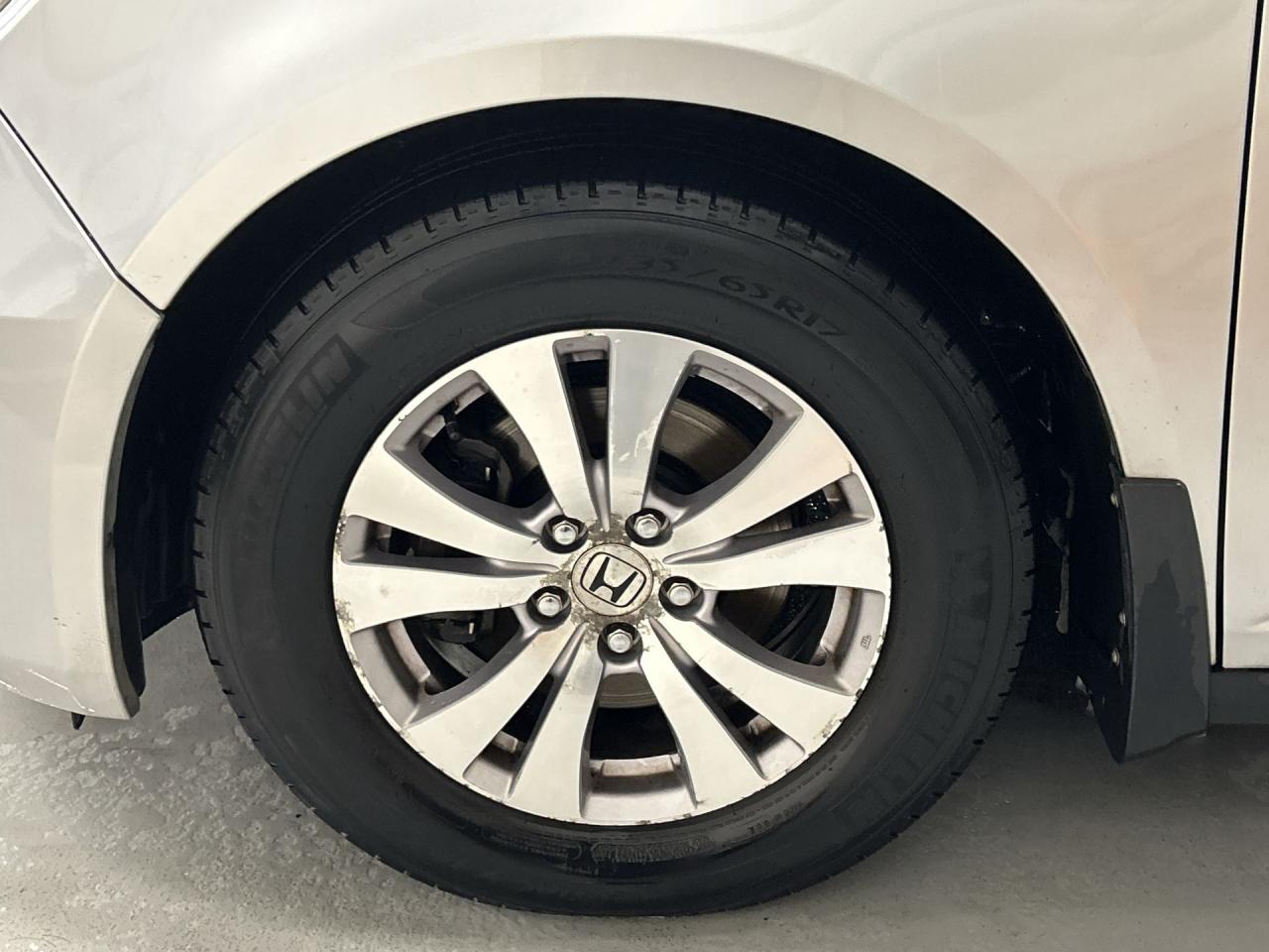 2015 Honda Odyssey >>JUST SOLD Photo3