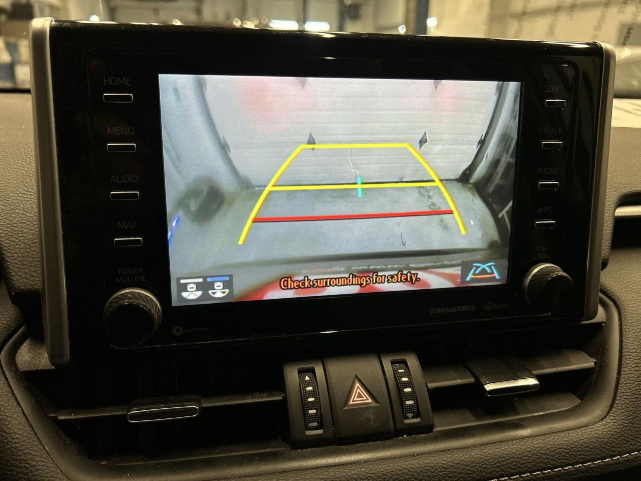 2020 Toyota RAV4 XLE PREMIUM AWD | HTD LEATHER | SUNROOF | CARPLAY Photo3