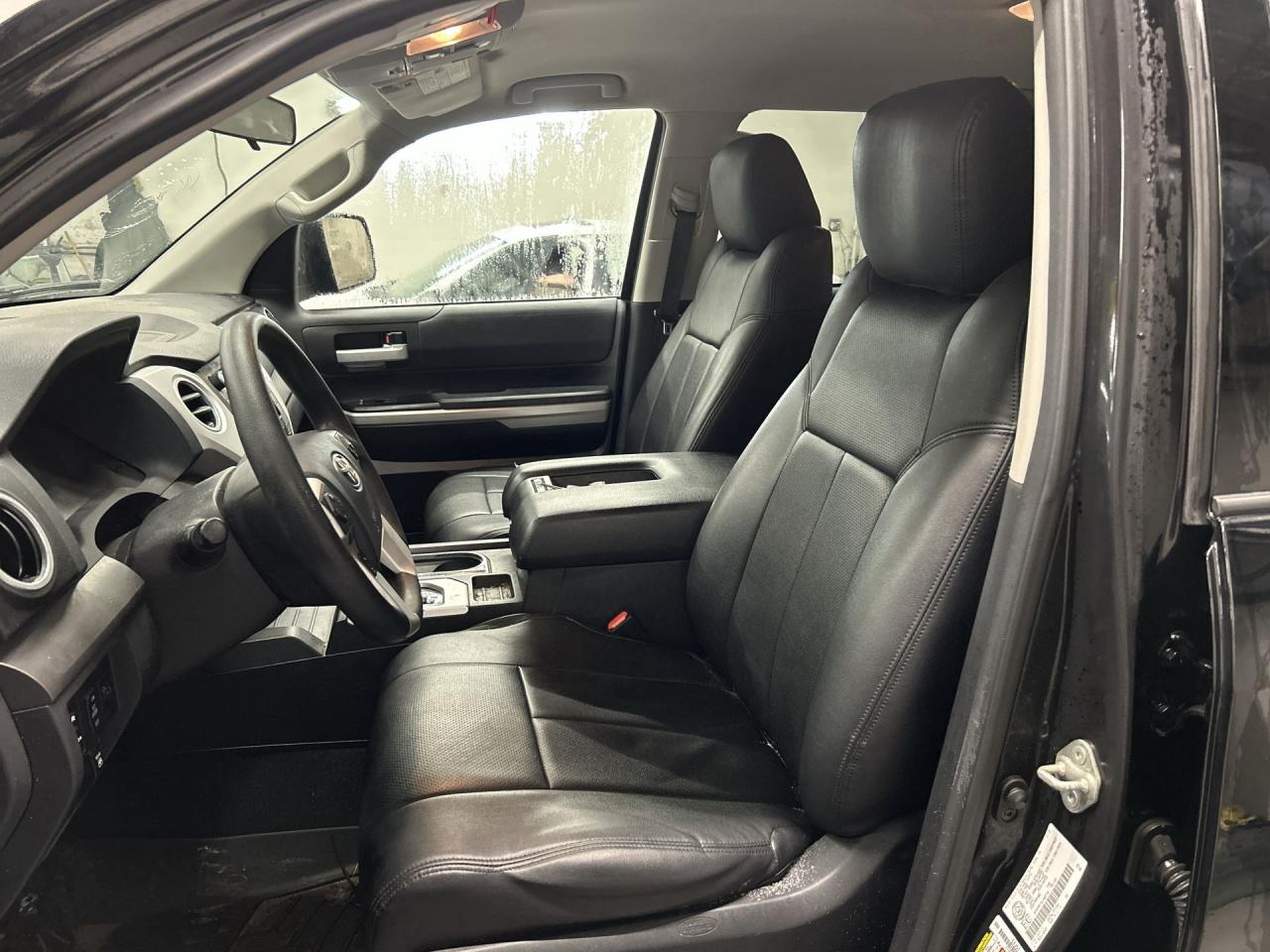 2020 Toyota Tundra SX 4X4 | CREWMAX| 5.7L V8 | HTD LEATHER | CARPLAY Photo