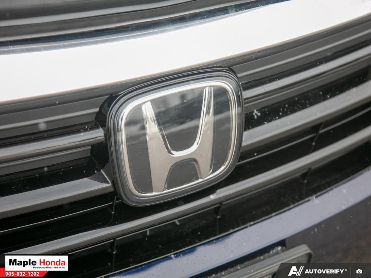 2022 Honda Odyssey Leather Seats| Sunroof| Navigation| Front and Rear Photo