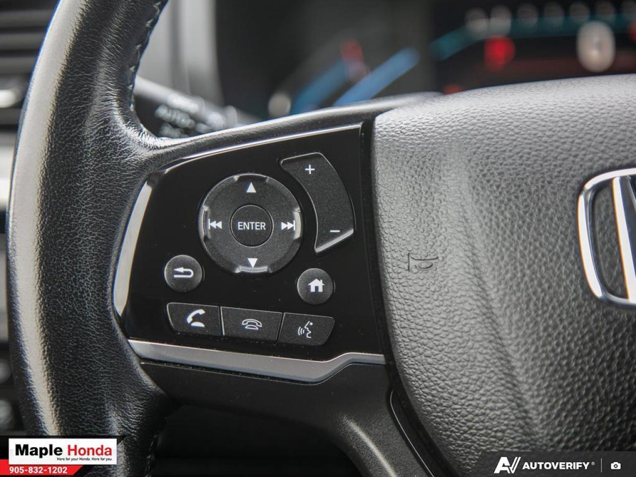 2022 Honda Odyssey Leather Seats| Sunroof| Navigation| Front and Rear Photo