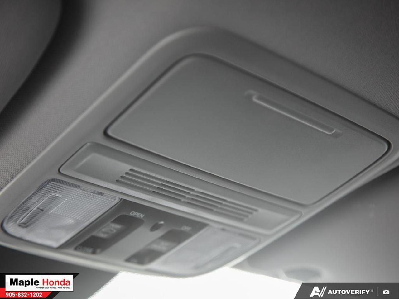 2022 Honda Odyssey Leather Seats| Sunroof| Navigation| Front and Rear Photo