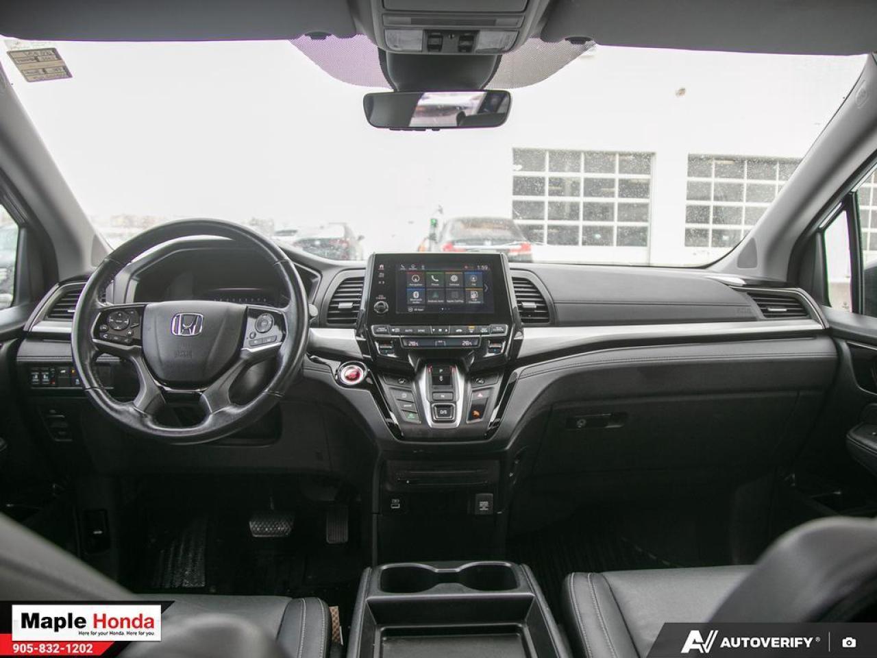 2022 Honda Odyssey Leather Seats| Sunroof| Navigation| Front and Rear Photo