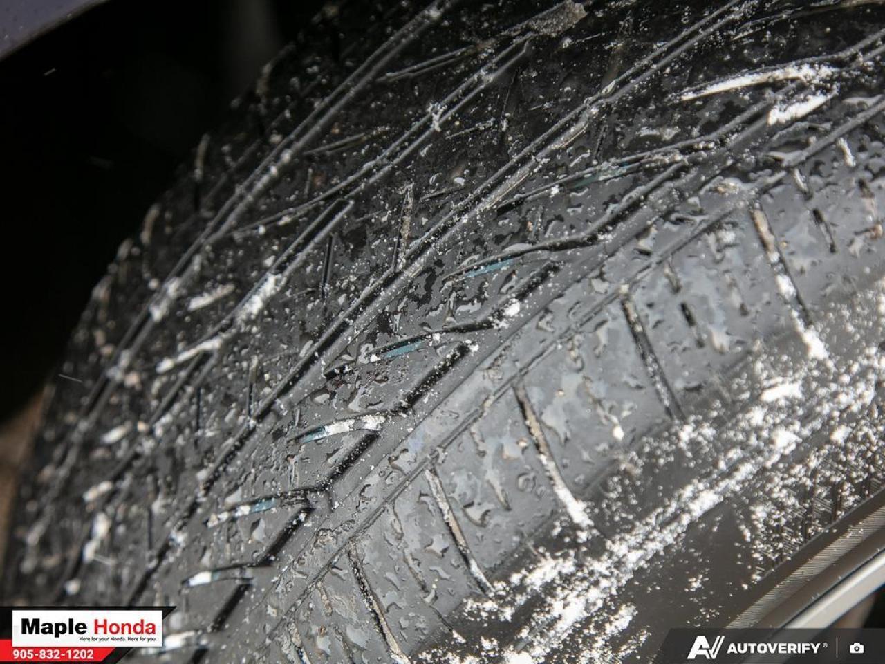 2022 Honda Odyssey Leather Seats| Sunroof| Navigation| Front and Rear Photo