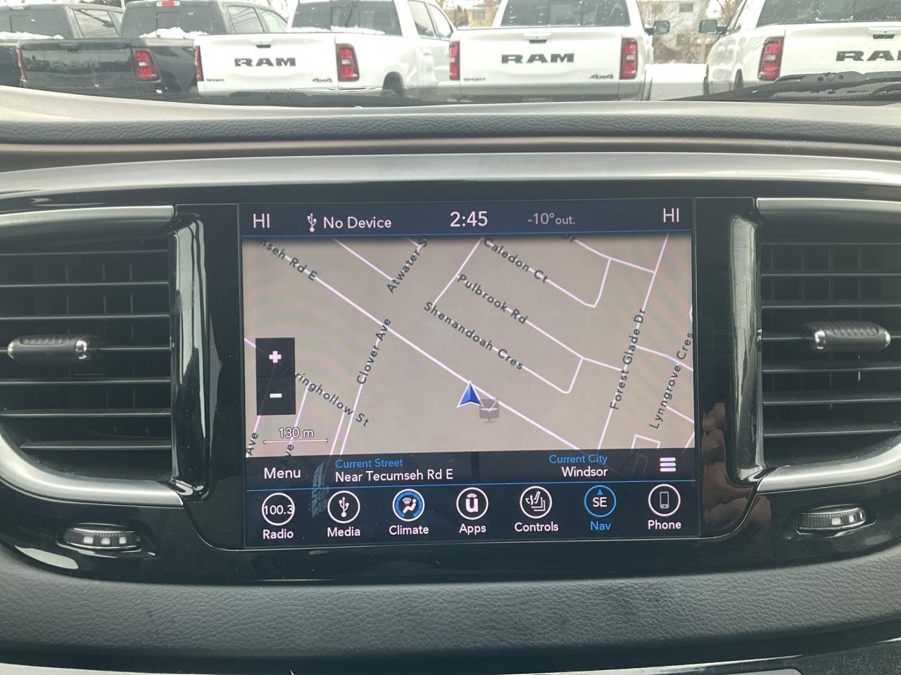 2018 Chrysler Pacifica NAV / POWER SLIDING DOORS / REMOTE START Photo