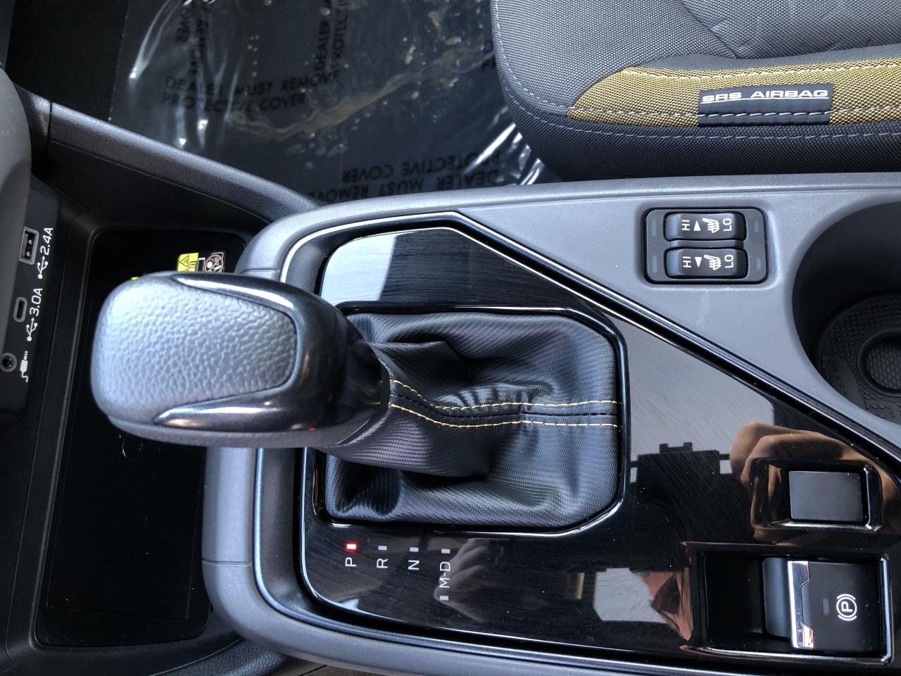 2024 Subaru XV Crosstrek Onyx ONYX, EYSIGHT, 182 HP, ROOF, HTD.SEATS, BK.CA Photo