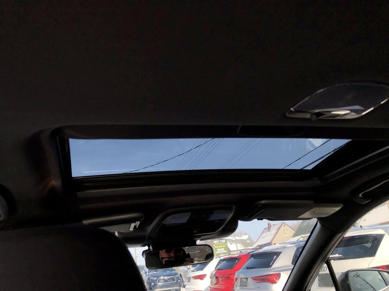 2024 Subaru XV Crosstrek Onyx ONYX, EYSIGHT, 182 HP, ROOF, HTD.SEATS, BK.CA Photo