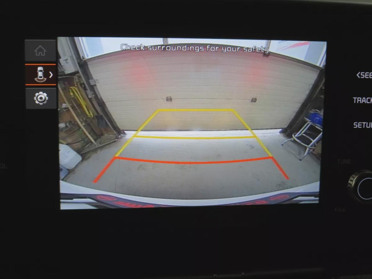 2024 Kia Carnival LX (**RARE!!**GREAT WORK VAN!!**CUSTOM SHELVING UNIT INSTALLED INSIDE!!**ORANGE BECON LIGHT ON ROOF!!**LOW KM!!**ALLOY RIMS**DIGITAL TOUCHSCREEN**REVERSE CAMERA**LANE ASSIST**USB/AUX**ELECTRIC PARKING BRAKE**CRUISE CONTROL**BLUETOOTH**) Photo