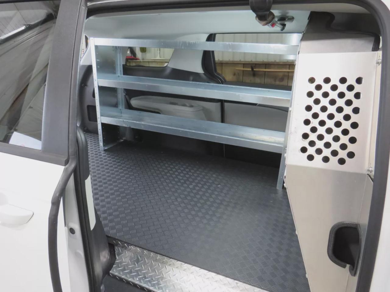 2024 Kia Carnival LX (**RARE!!**GREAT WORK VAN!!**CUSTOM SHELVING UNIT INSTALLED INSIDE!!**ORANGE BECON LIGHT ON ROOF!!**LOW KM!!**ALLOY RIMS**DIGITAL TOUCHSCREEN**REVERSE CAMERA**LANE ASSIST**USB/AUX**ELECTRIC PARKING BRAKE**CRUISE CONTROL**BLUETOOTH**) Photo