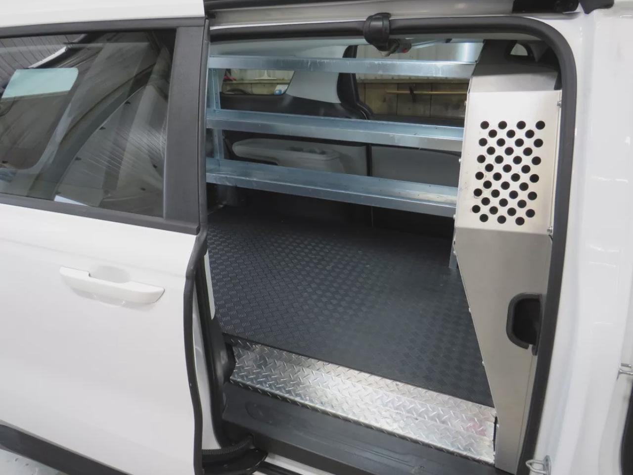 2024 Kia Carnival LX (**RARE!!**GREAT WORK VAN!!**CUSTOM SHELVING UNIT INSTALLED INSIDE!!**ORANGE BECON LIGHT ON ROOF!!**LOW KM!!**ALLOY RIMS**DIGITAL TOUCHSCREEN**REVERSE CAMERA**LANE ASSIST**USB/AUX**ELECTRIC PARKING BRAKE**CRUISE CONTROL**BLUETOOTH**) Photo