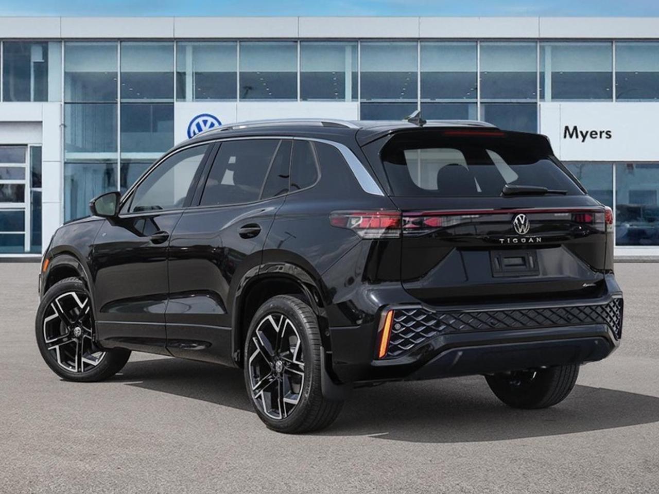 2026 Volkswagen Tiguan Highline Turbo R-Line Photo