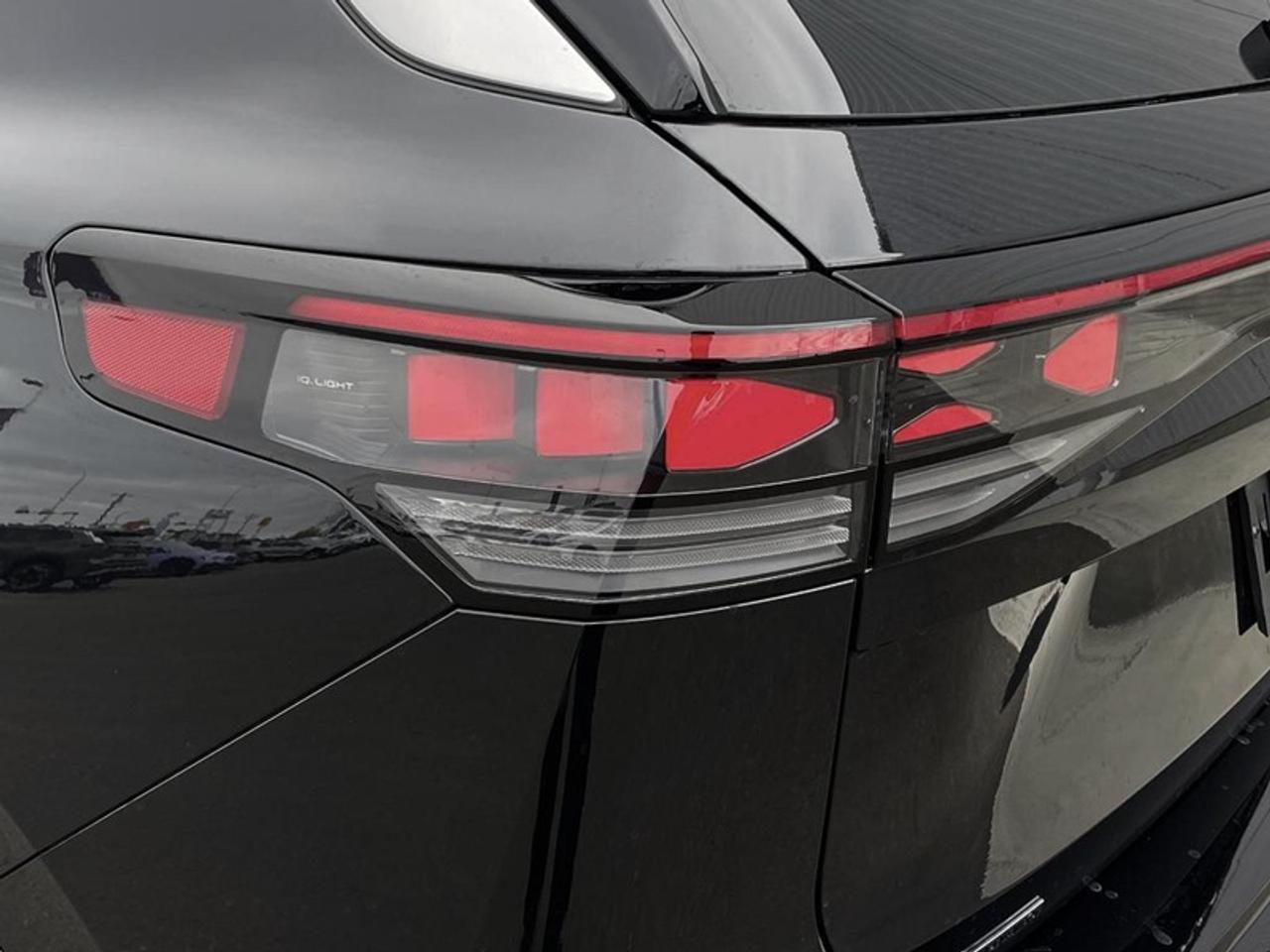 2026 Volkswagen Tiguan Highline Turbo R-Line Photo