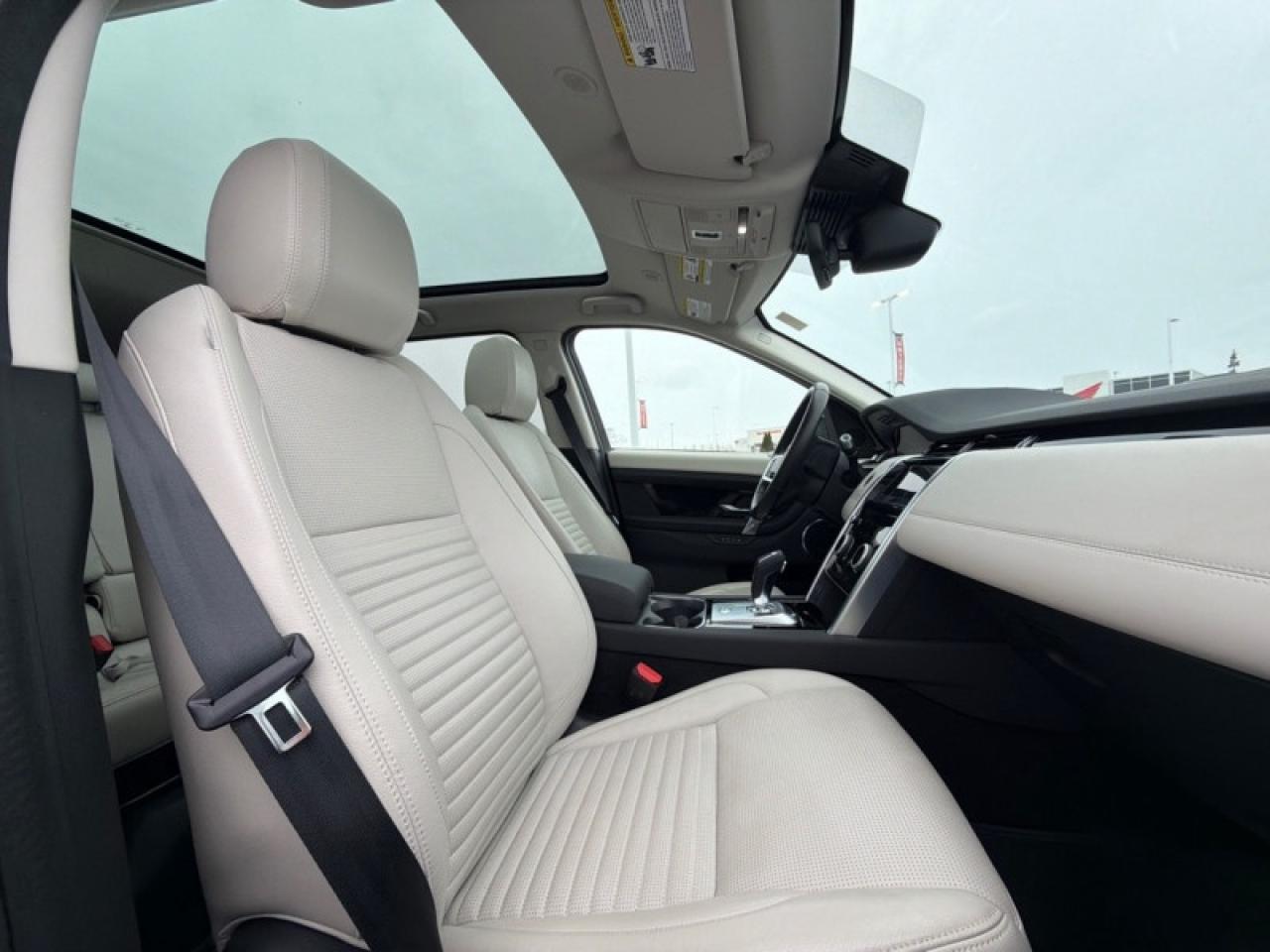 2022 Land Rover Discovery Sport 247hp SE  - Leather Seats Photo