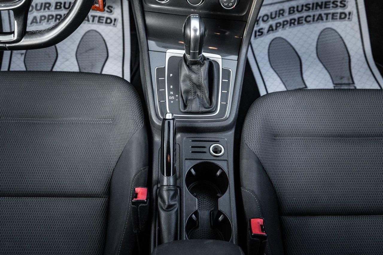 2019 Volkswagen Golf Sportwagen Photo