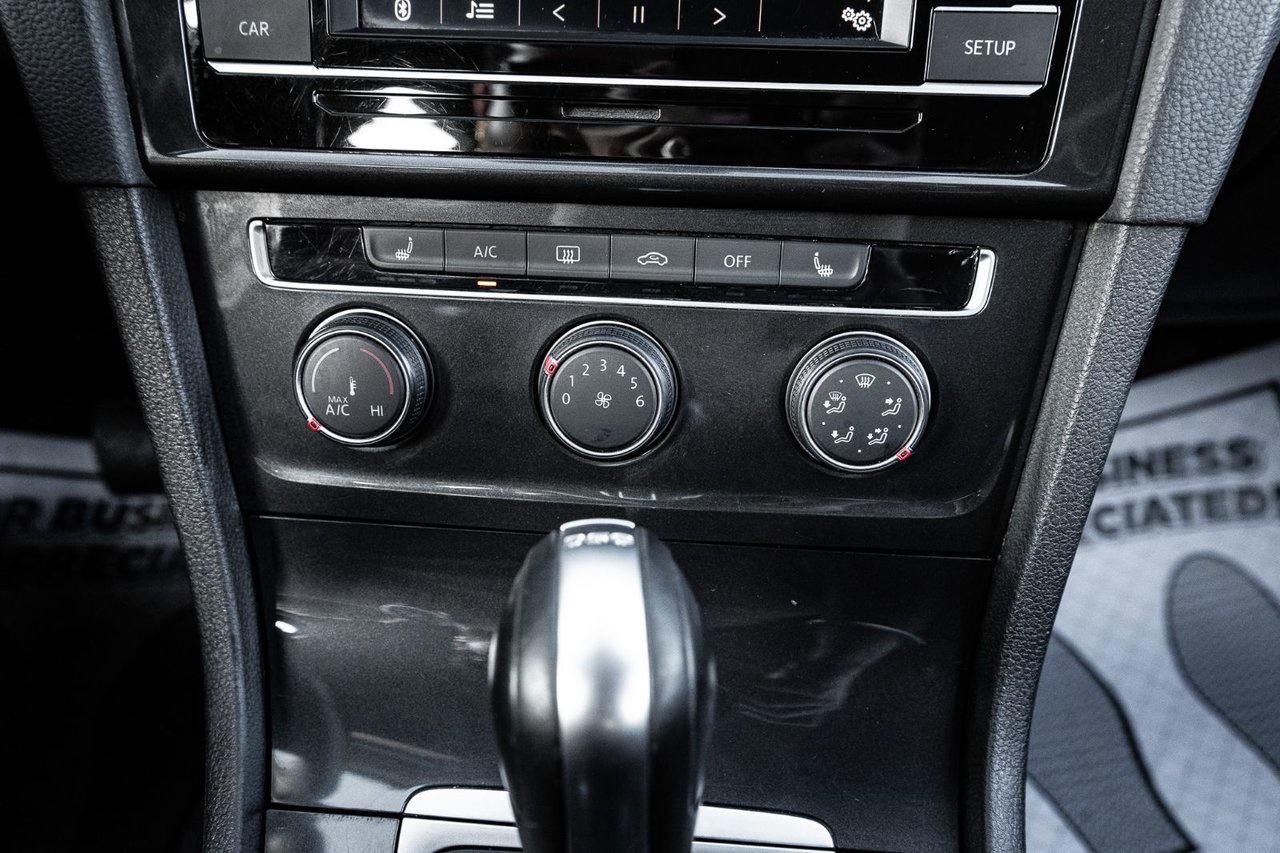 2019 Volkswagen Golf Sportwagen Photo