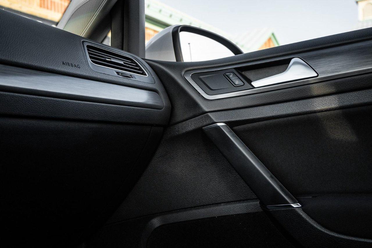 2019 Volkswagen Golf Sportwagen Photo