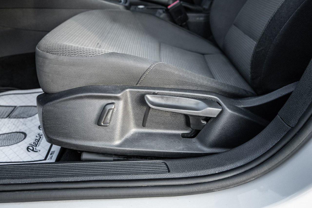 2019 Volkswagen Golf Sportwagen Photo