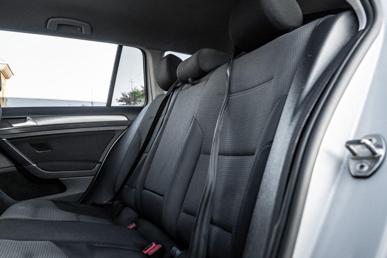2019 Volkswagen Golf Sportwagen Photo