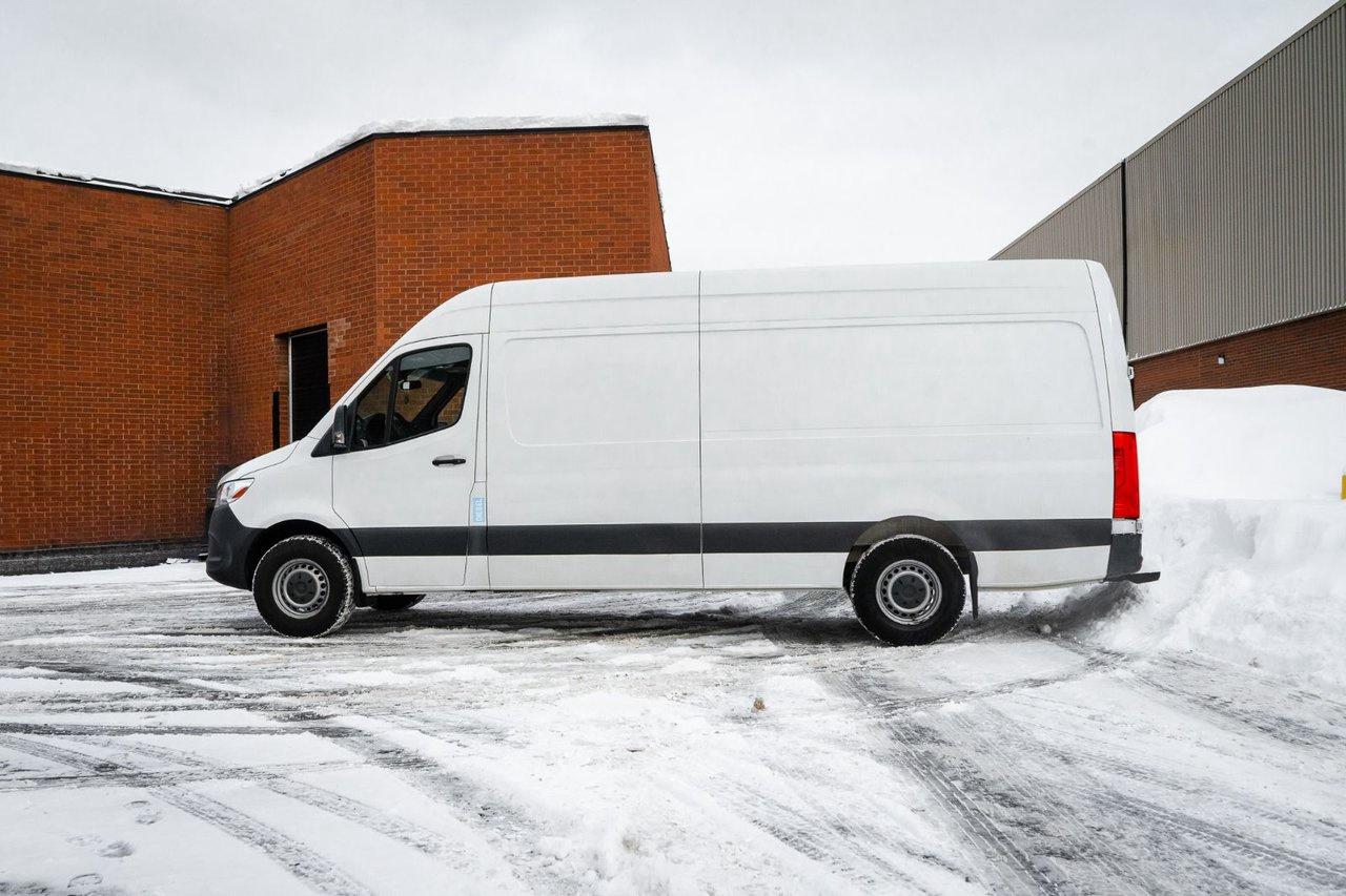 2020 Mercedes-Benz Sprinter Van Photo