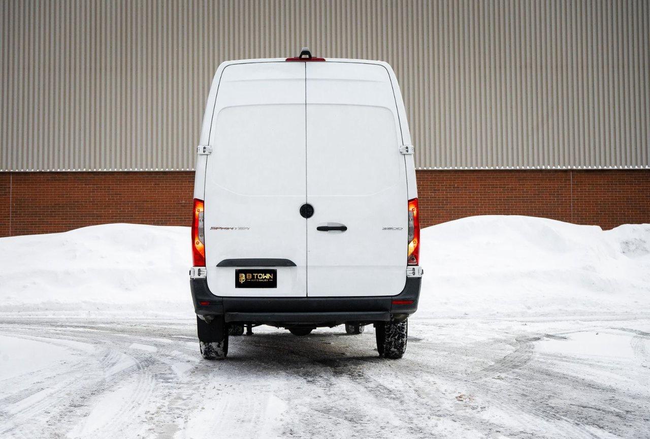 2020 Mercedes-Benz Sprinter Van Photo3
